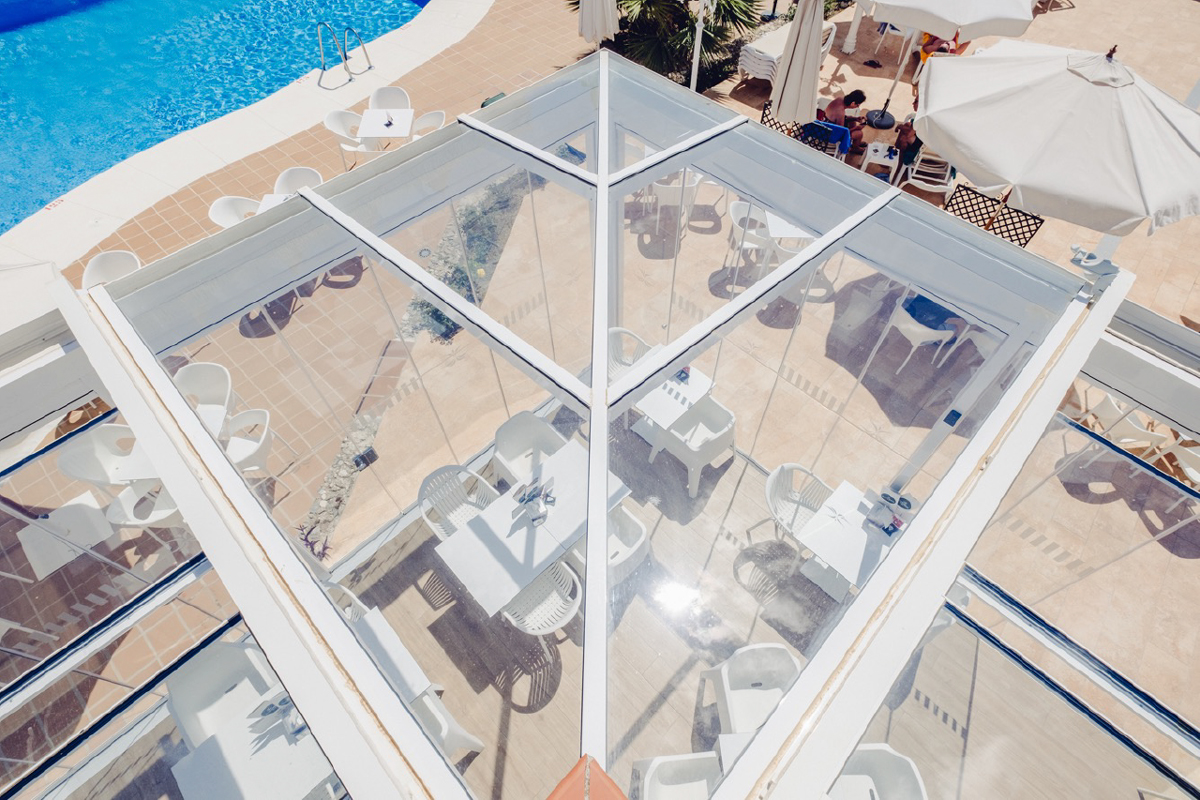 Techos móviles de acristalia, confort y diseño